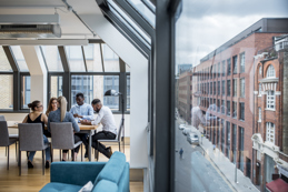  Brainstorming new ideas 